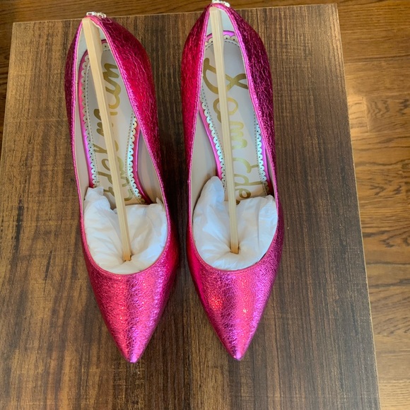 Sam Edelman Metallic Hot Pink Pointed-Toe Pumps - Picture 2 of 8